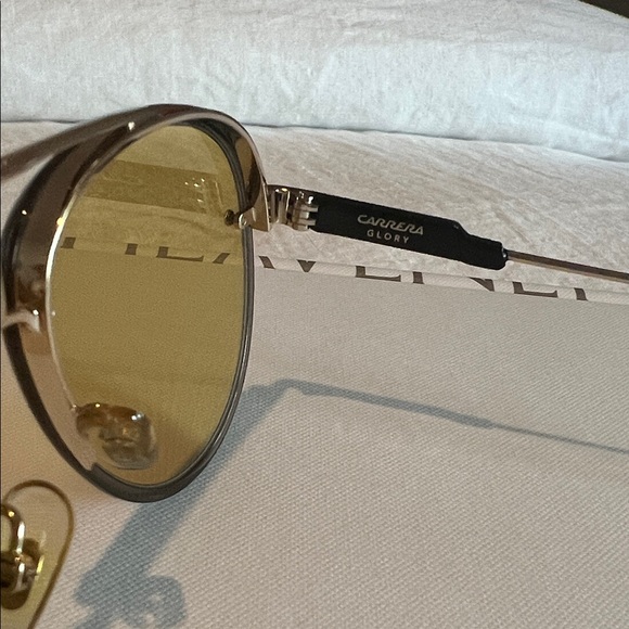 Carrera: Glory Aviator Sunglasses with Yellow Lenses - Picture 9 of 16